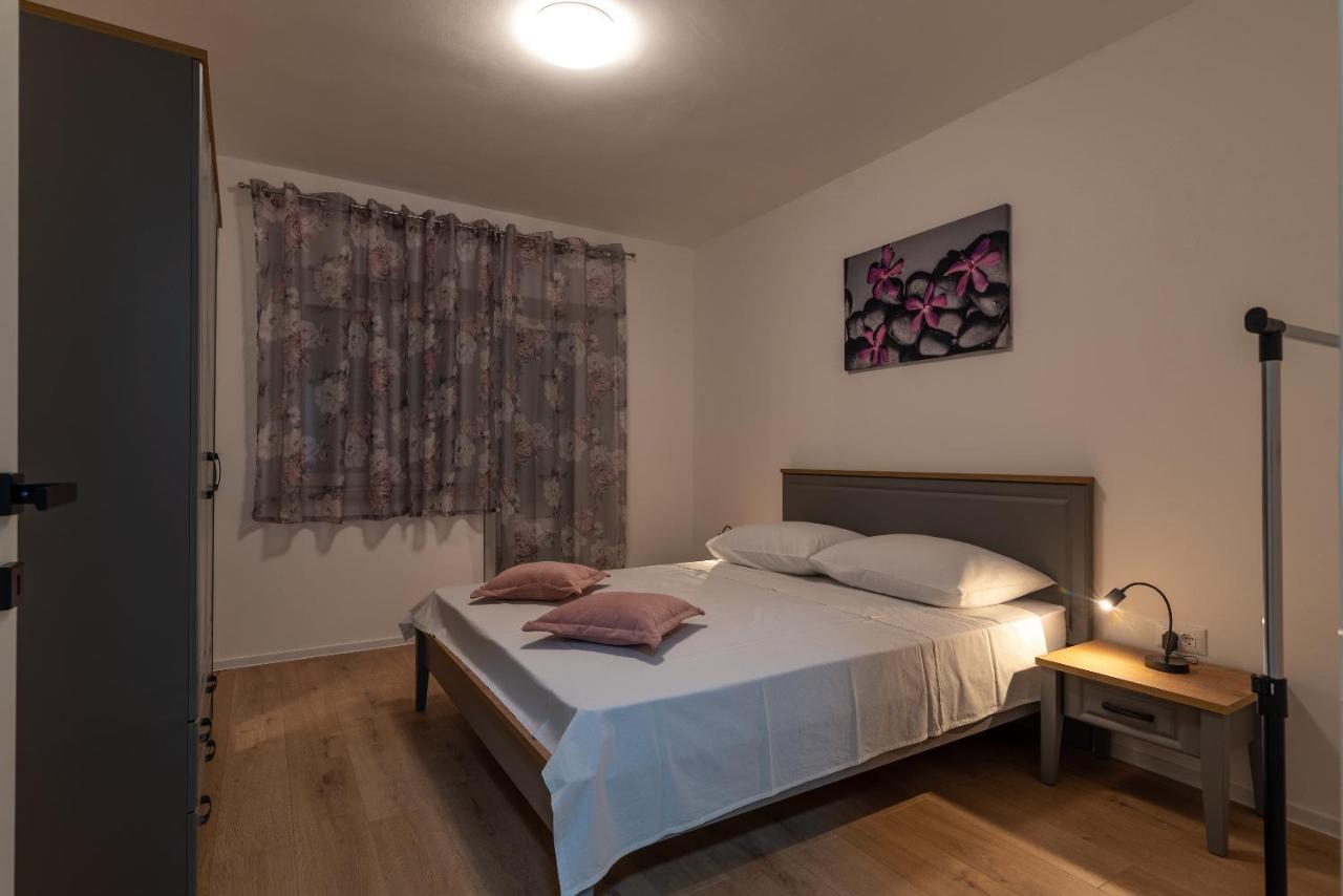 Apartman Galeb Trogir Exteriér fotografie
